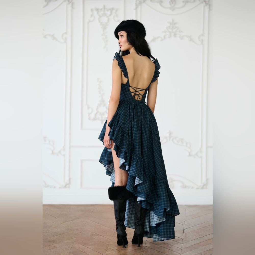 Selkie Legs for Days Farmhouse Dress - Picture 2 of 8